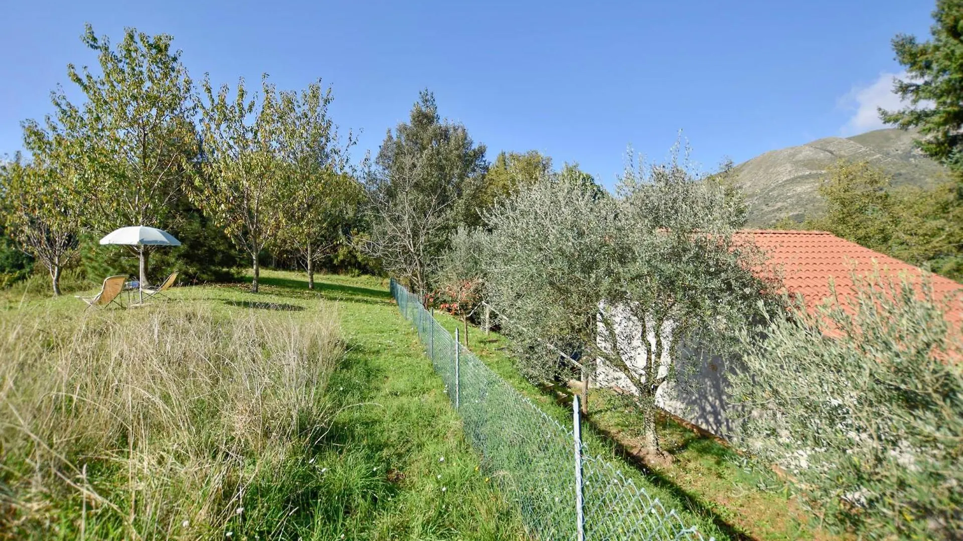 Gorgeous Home In Gombitelli With Kitchen